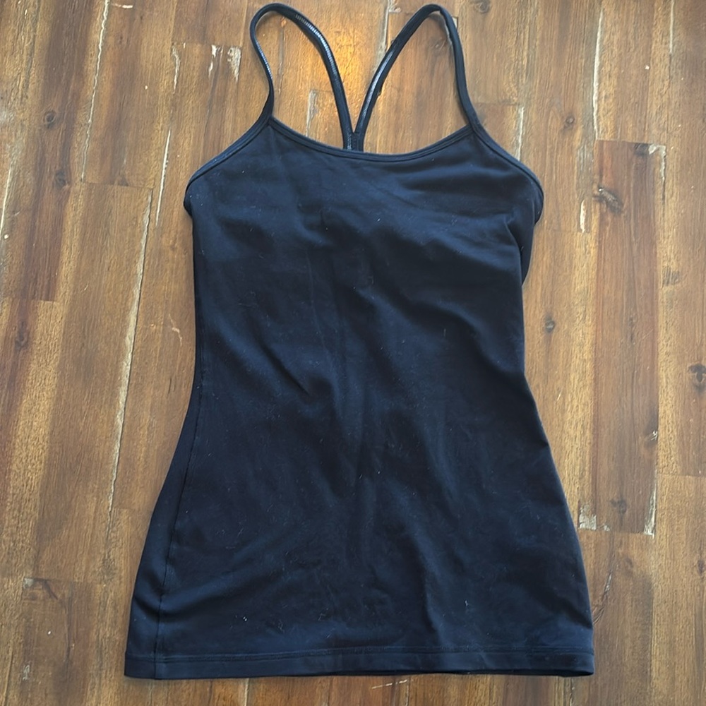 Lululemon top
